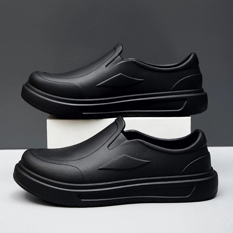 Men's Chef Shoes Anti Slip Oil Resistant Dirt Resistant Work Shoes Quick Drying Thick Soled Rain Shoes Large Size Breath Clogs