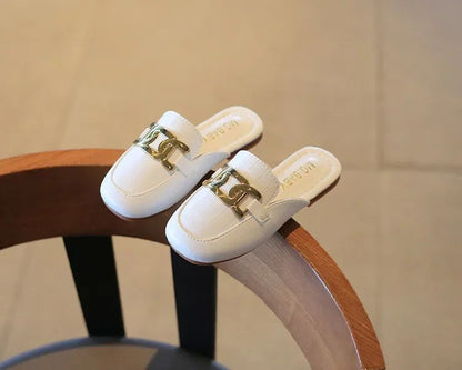 Children Sandals for Girls 2024 Summer New Girls Covered Toes Flat Leather Slippers Casual Lazy Metal Korean Kids Fashion Flats