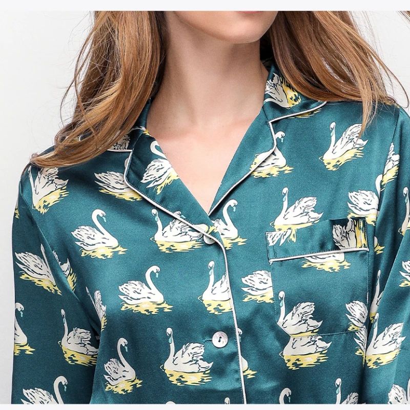 Printed Pure Silk Long Sleeve Pajamas Button Down 100% Mulberry Silk Pijamas Suit Women's Homewear Sleepwear 2 Piece Pajama Set