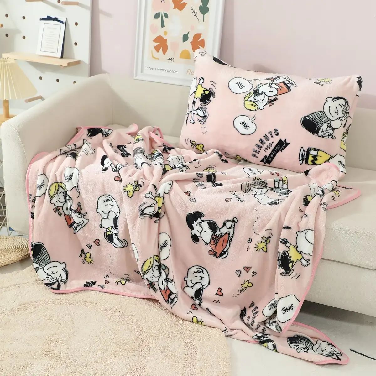 Snoopy Plush Blanket Comfortable Cartoon Snoopy Pattern Printing Flannel Blanket Office Nap Blanket Bedroom Bedspread Girl Gift