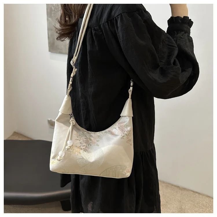 Sweet Embroidery Shoulder Bag Nylon Texture Pearl Pendant Crossbody Bag Small Bucket Handbag Women Canvas Luxury Cheongsam Bag