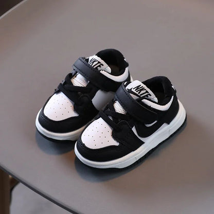 Fashion Little White Shoes Light Casual Shoes Baby Rubber Sole Anti Slip Shoes Sneakers Running Shoes Student Shoes Boys Girls