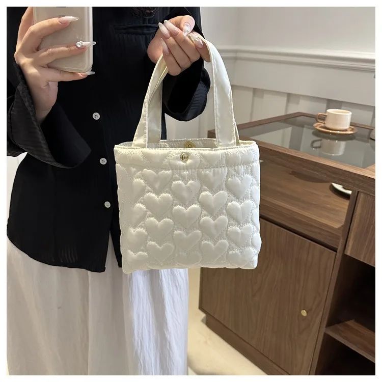 Puffer Shoulder Bag for Women Soft Down Cotton Padded Tote Handbag Purse Quilted Cross Body Bag Solid Color Bubbles Cloud Bag