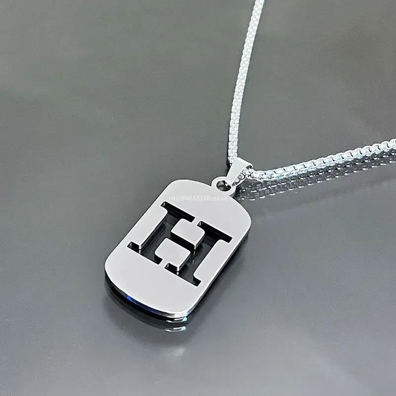 Colares de pingente de aço inoxidável com letra inicial A-Z da moda punk para homens e mulheres, atacado, joias, colar, joias góticas