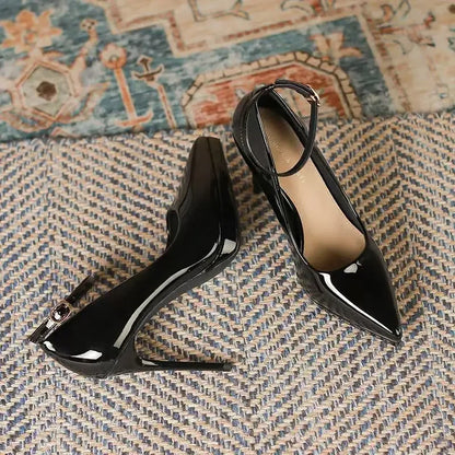 Sapatos femininos com salto agulha super alto de 11cm, corrente de pérolas, tira no tornozelo, bico fino, tamanho grande, sapatos de escritório de couro