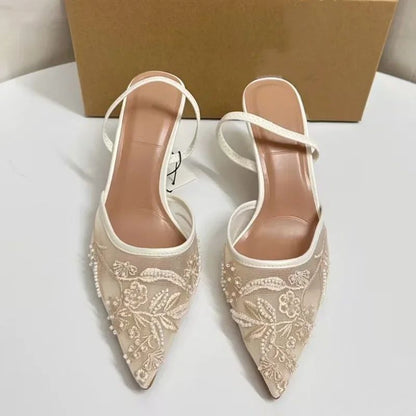 Sapatos de Grife Femininos Brancos para Casamento com Salto Alto, Tela Bordada com Flores, Tira Traseira e Salto Fino, Sensual, para Mulheres