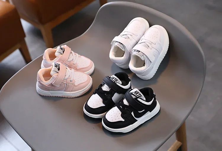 2025 New Toddler Baby Kids Fashion Design Walking Shoes Sneakers White Non-slip Casual Shoes Boys Breathable Outdoor Board Shoes