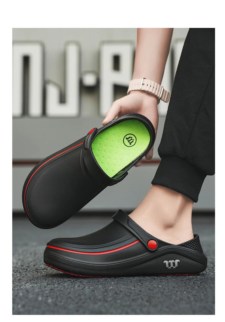 A Pair of Men's Casual Shoes, Waterproof and Oil-Proof, Low-Top Non-Slip Chef Shoes, Wear-Resistant and Non-Slip Men's Shoes