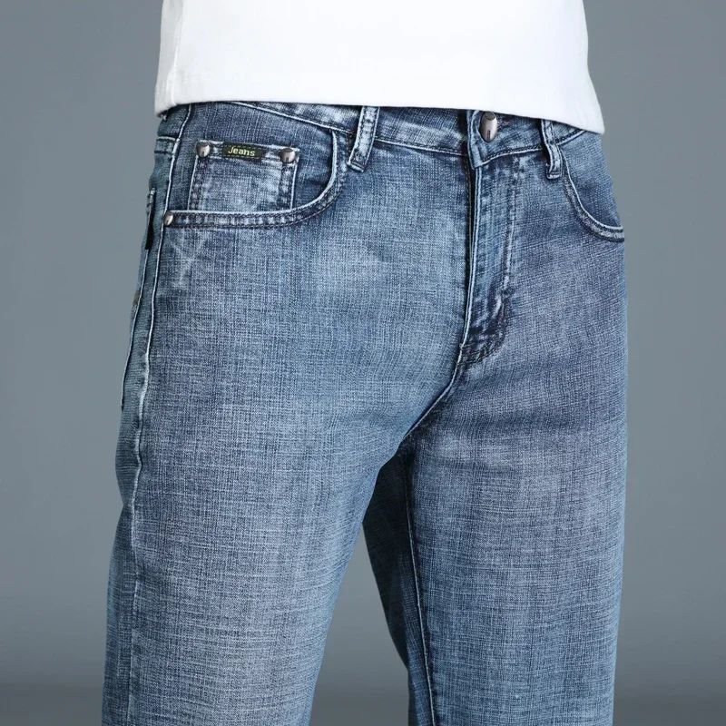 Mens High Quality Jeans Fashion Straight Denim Pants Men Classic Casual Jeans Male Plus Size Denim Trousers Ripped Jeans 28-40