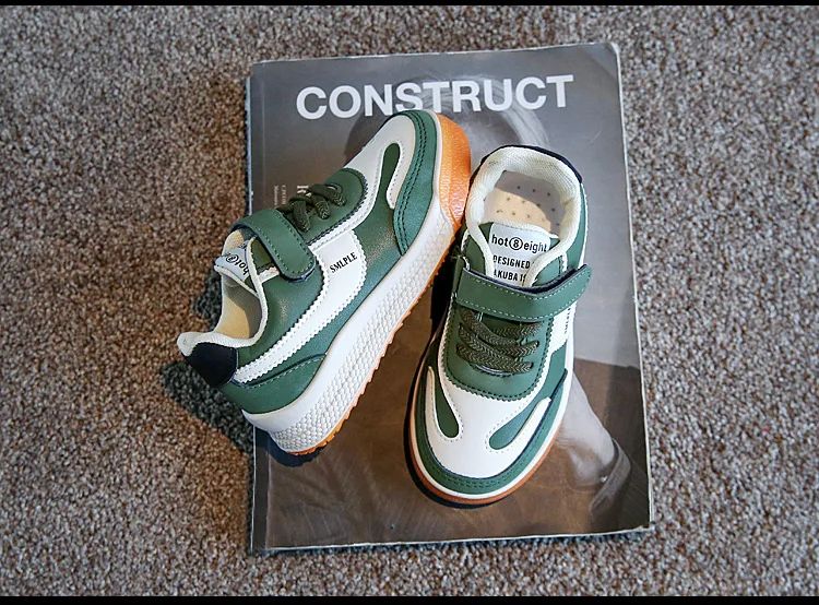 Children's Spring New Leather Upper Sneakers Middle Large Children's Casual Shoes Boys and Girls Soft Sole Students Tennis Shoes