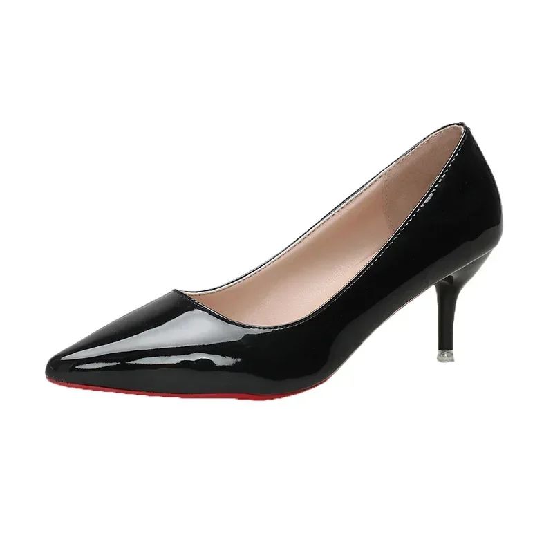 Sapatos femininos sexy de salto alto com sola vermelha, scarpin clássico, couro macio para outono, para uso em festas e casamentos.
