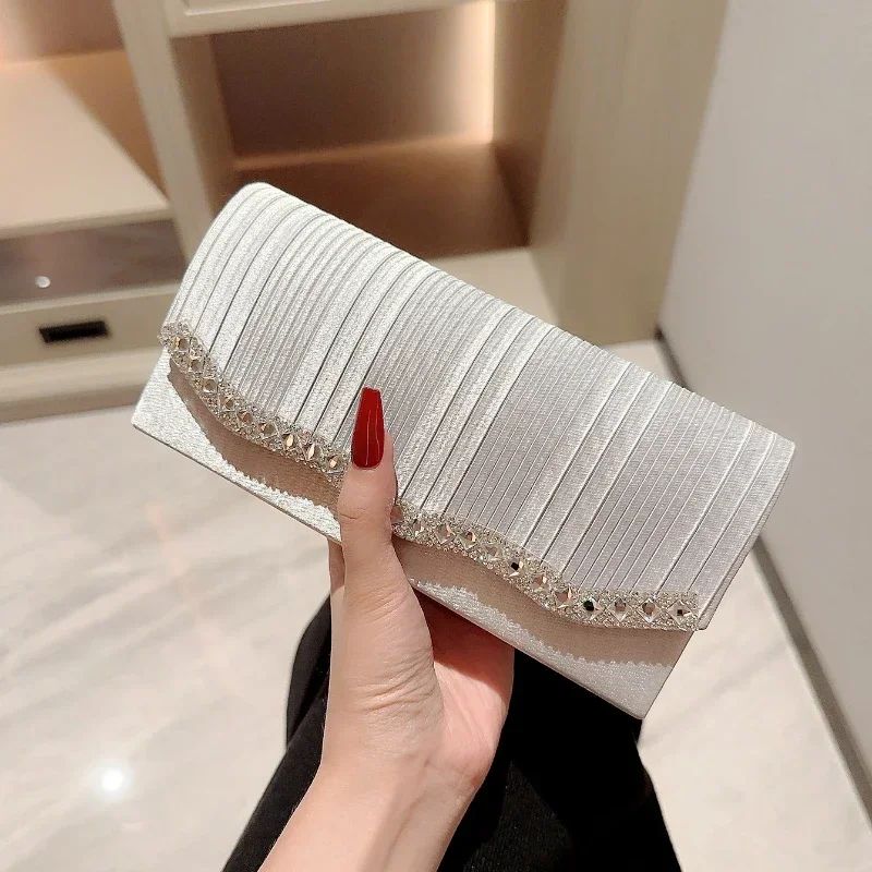 Wedding Party Handbag Ladies Glitter Silver Clutch Bag Envelope Evening Bag Fashion Elegant Long Purse Women Chain Shoulder Bags
