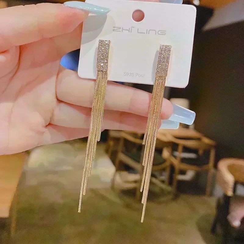 Nova Tendência de Moda Design Exclusivo Elegante e Requintado Brincos Retangulares de Zircônia Para Mulheres Joias Festa de Casamento Presentes Premium