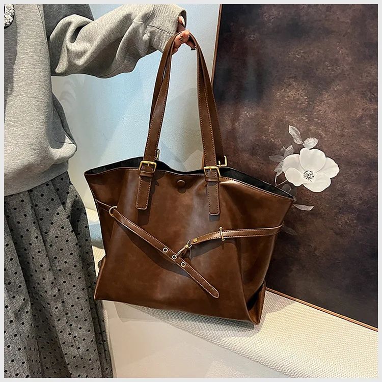 Retro Big PU Leather Shoulder Bag for Women 2025 Winter Trend New Y2K Fashion Handbags Females Travel Luxury Tote Bag  bolsas