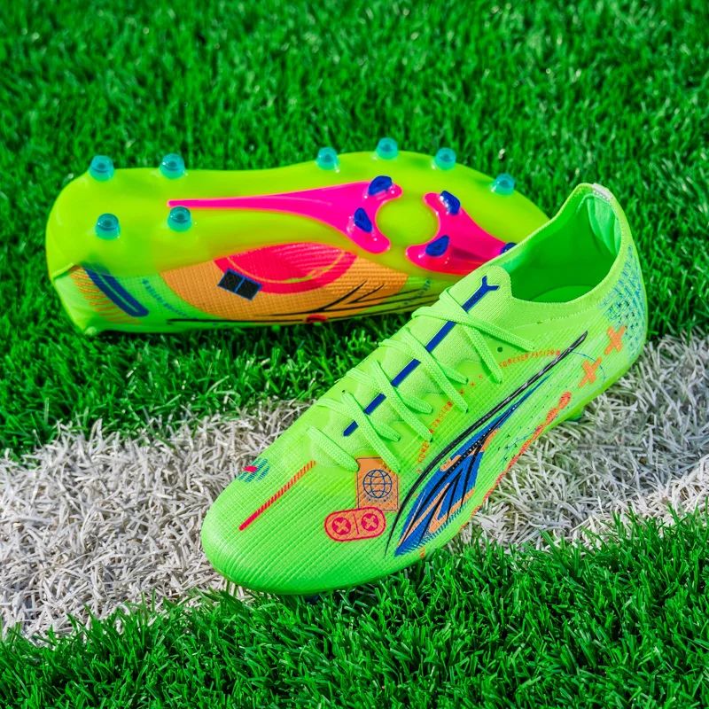 New Men Football Shoes Society Cleats Professional Soccer Shoes Indoor Fast Football Field Boots Sneaker Boy Original Training