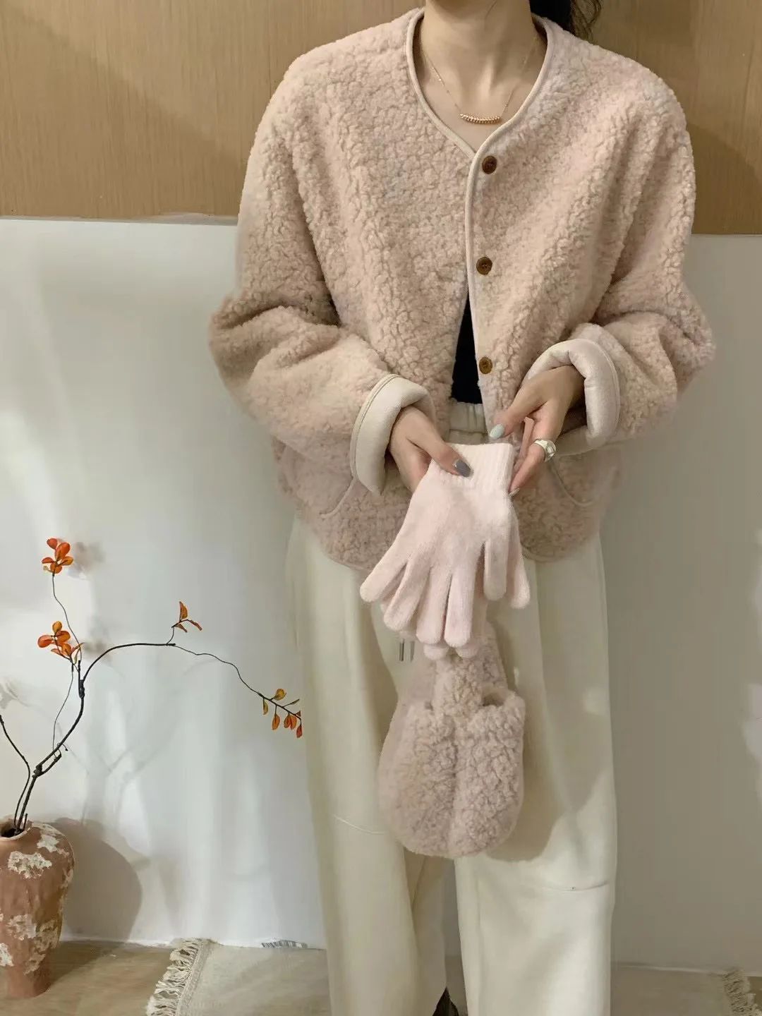 Korean Chic round Neck Single Button Loose Lamb Fur Jacket Winter Elegant Fashion Small Size with Bag Matching Women's Coat