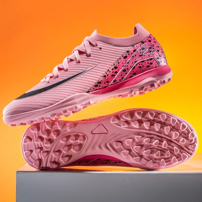 New Men Women Professional Football Boots Cleats Grass Training Match Sport Soccer Shoes FG/TF Ultra-light Non-slip Unisex