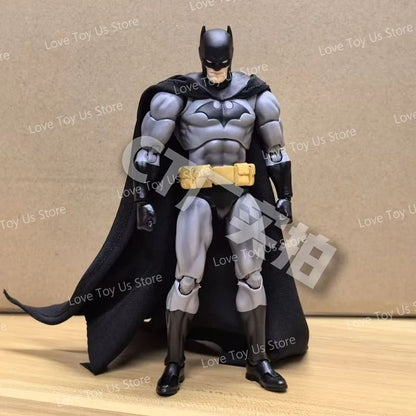 Em estoque Brinquedos CT Batman Hush Versão Preta Mafex 126 Boneco de Ação do Batman DC Anime Estatueta Estátua Modelo Presentes Personalizados Brinquedos Infantis