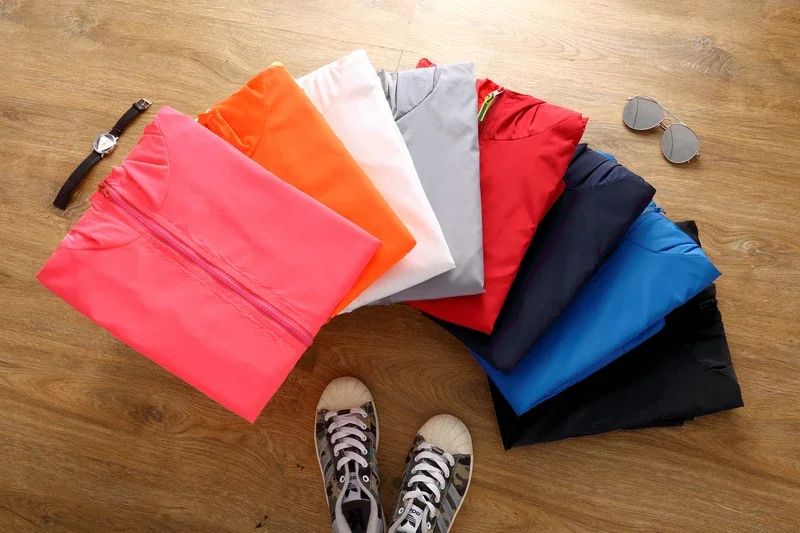 Red Bull's New Fashionable Sports Jacket with Comfortable Bicycle Fabric and Fashionable Zipper Outdoor Cycling Combination