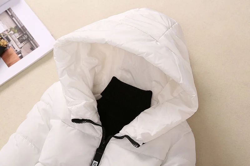 2025 New Winter Jacket Women Parkas Hooded Short Coats Female Parka Warm Thicken Jacket Korean Loose Cotton Padded Outwear