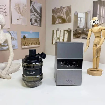 Perfume Bomm Paixão Masculina Intensa 90ml Spray de Fragrância Amadeirada Picante com Variantes Verde e Preta para Presentes Masculinos de Longa Duração