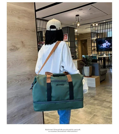 Fashion Travel Bags For Women Large Capacity Men's Sports bag Waterproof Weekend Sac Voyage Female Messenger Bag Dry And Wet