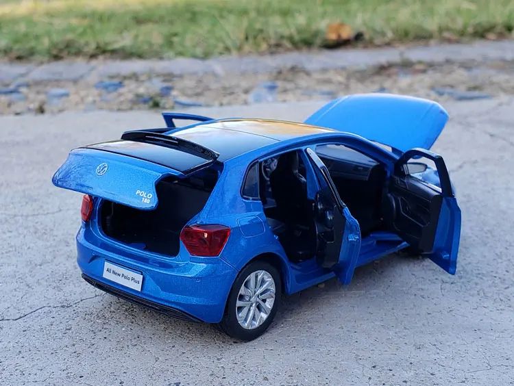 1:32 Volkswagens POLO Liga Carro Modelo Diecasts & Veículos de Brinquedo Metal Carro de Brinquedo Modelo Simulação Miniatura Escala Brinquedos Presente