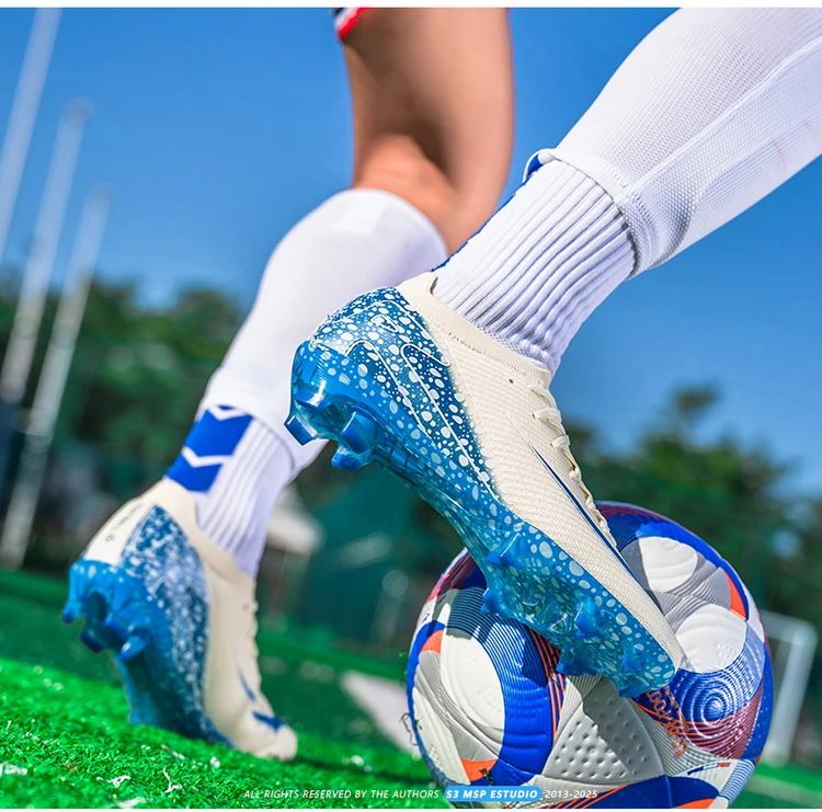 New Football Boots Professional Soccer Shoes For Men Anti-Slip Soccer Cleats High Quality Adults Outdoor Training Sneakers 2025