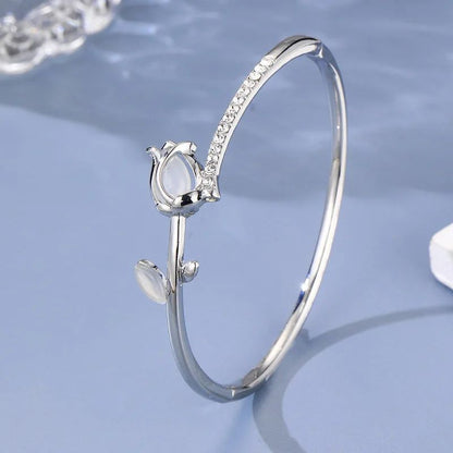 Pulseira de Tulipa de Opala Requintada com Zircônia para Mulheres Acessório Diário Personalizado da Moda Joias para Festas Presentes de Aniversário