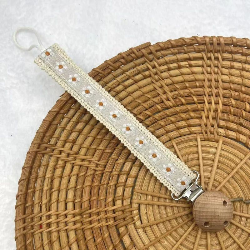 Wooden Baby Pacifier Chain Cute Flower Print Dummy Nipple Holder Guard Teether Pendant Baby Accessories