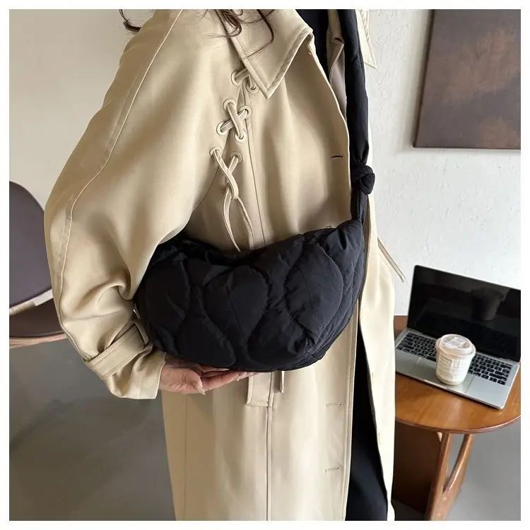 Puffer Shoulder Bag for Women Soft Down Cotton Padded Tote Handbag Purse Quilted Cross Body Bag Solid Color Bubbles Cloud Bag