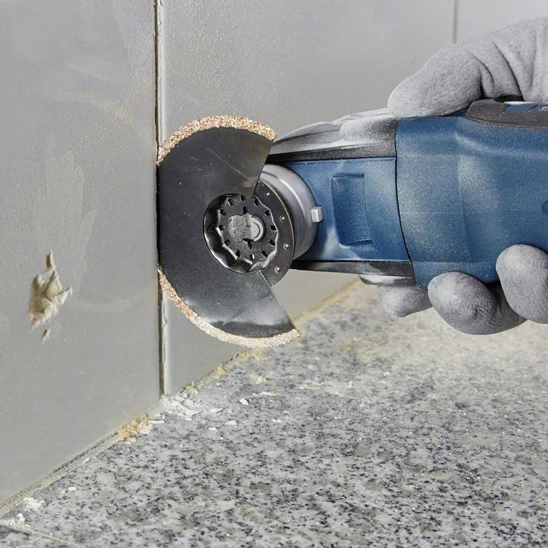 Lâmina de serra oscilante Bosch Starlock ACZ 85 RT3 de metal duro para argamassa + lâminas abrasivas para acessórios de renovação de betão e painéis de cimento