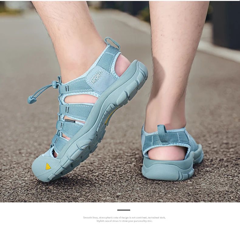 2025 Summer Men's Sandals Thick soled Baotou beach shoes Outdoor oversized casual Shoes Male lightweight hollow sandals Homme