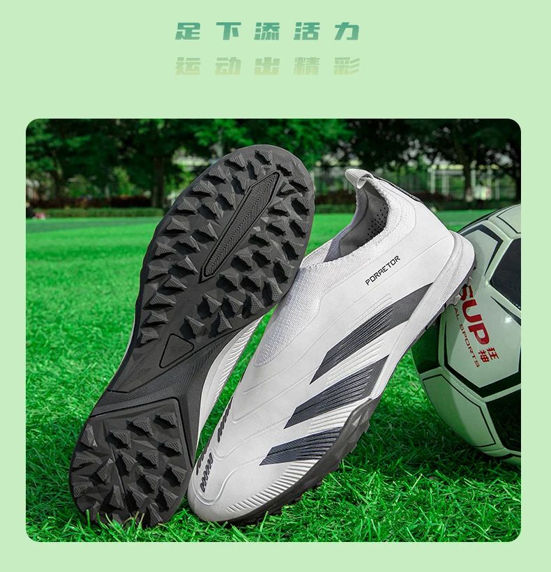 Mens High Quality Ultralight Football Shoes Society Cleats Indoor Soccer Shoes Professional Original Fast Futsal Football Boots