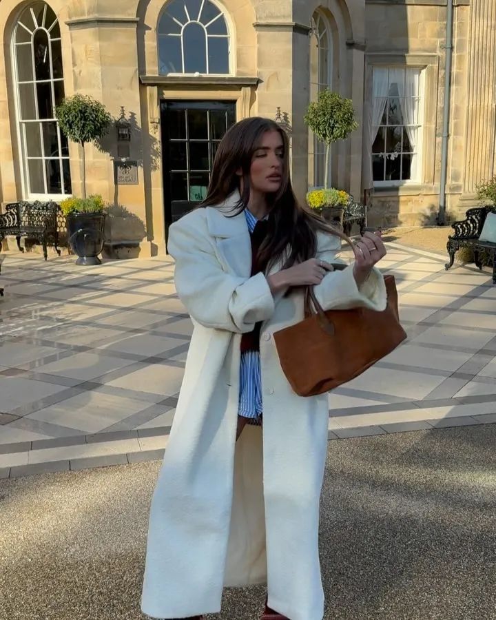 Elegant White Lapel Woolen Long Coat Women Fashion Full Sleeve Single-breasted Warm Loose Coats Lady Winter Commute Street Wear