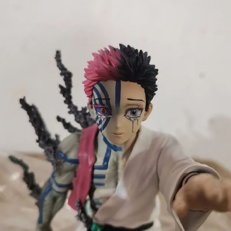 17cm Demon Slayer Figure Akaza Anime Action Figure PVC Estatueta Colecionável Modelo Brinquedos Infantis Presentes de Halloween Boneca Enfeites