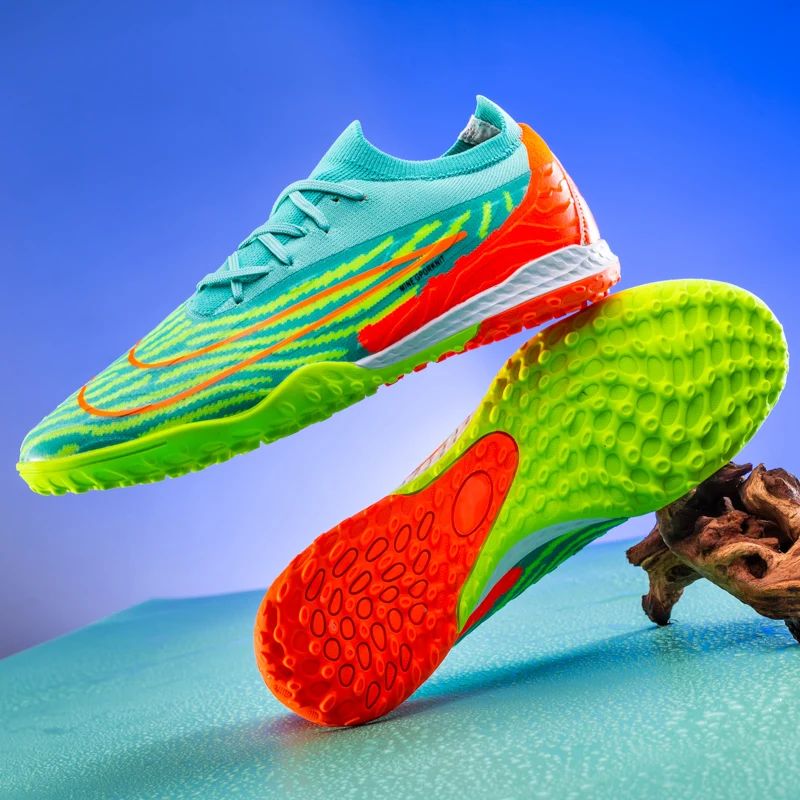 Men's Soccer Shoes FG Anti-Slip Professional Training Shoes New Football Boots Outdoor Cleats Sports Shoes