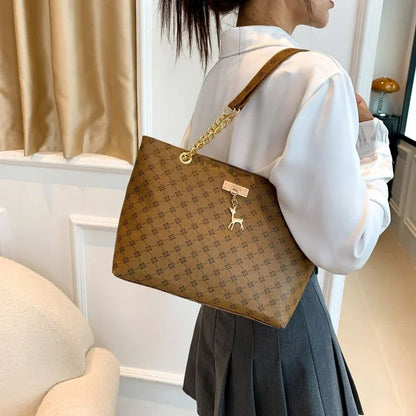Women Luxury Design New Presbyopic Handbag Large Capacity Handbag Fashion Printing Shoulder Bag Trendy Shopping Bag with pendant
