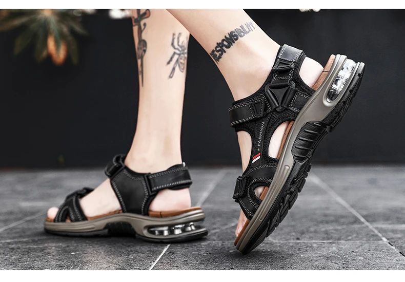 Fashion Men's Sandals Summer Soft Beach Flip Flop Comfortable Genuine Leather Sandals Outdoor Men Roman Sandals Size 46