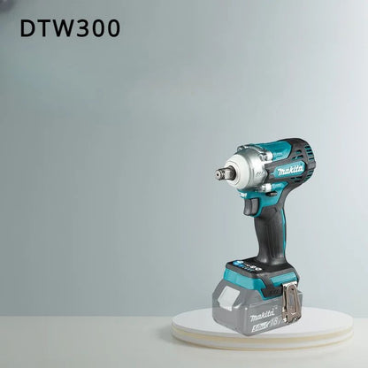 Parafusadeira sem fio Makita Furadeira Chave de Impacto DTW300 Ferramenta Elétrica de Carregamento sem Escovas de Alta Torque para Reparos Automotivos de Pneus 18V Lítio Elétrica