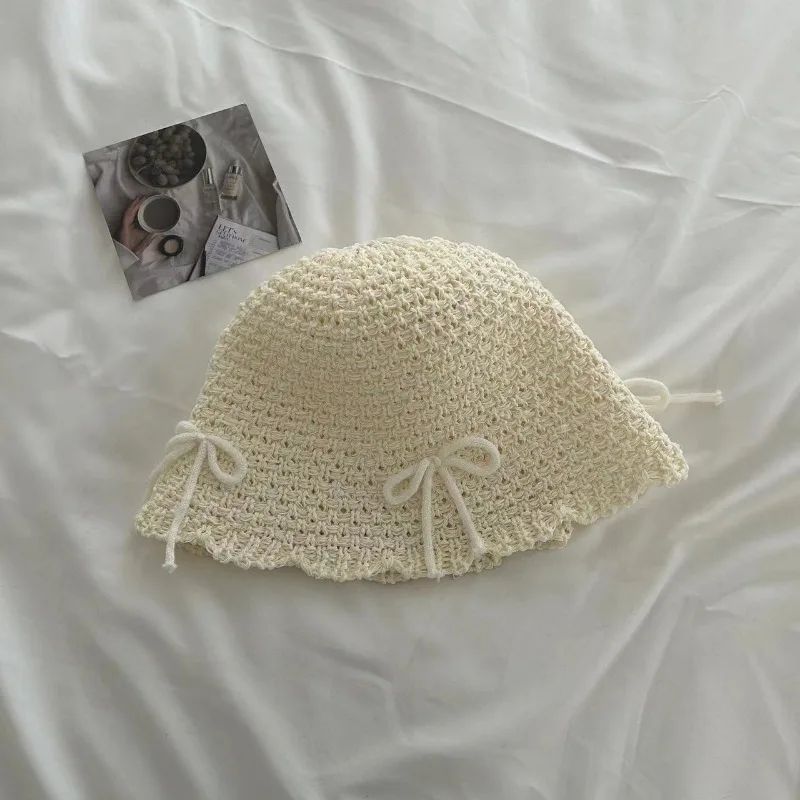 Chapéu de Sol Coreano com Laço de Primavera e Verão, Chapéu Bucket Doce da Moda, Chapéu de Sol Feminino de Palha de Cor Sólida de Malha Respirável para Exteriores