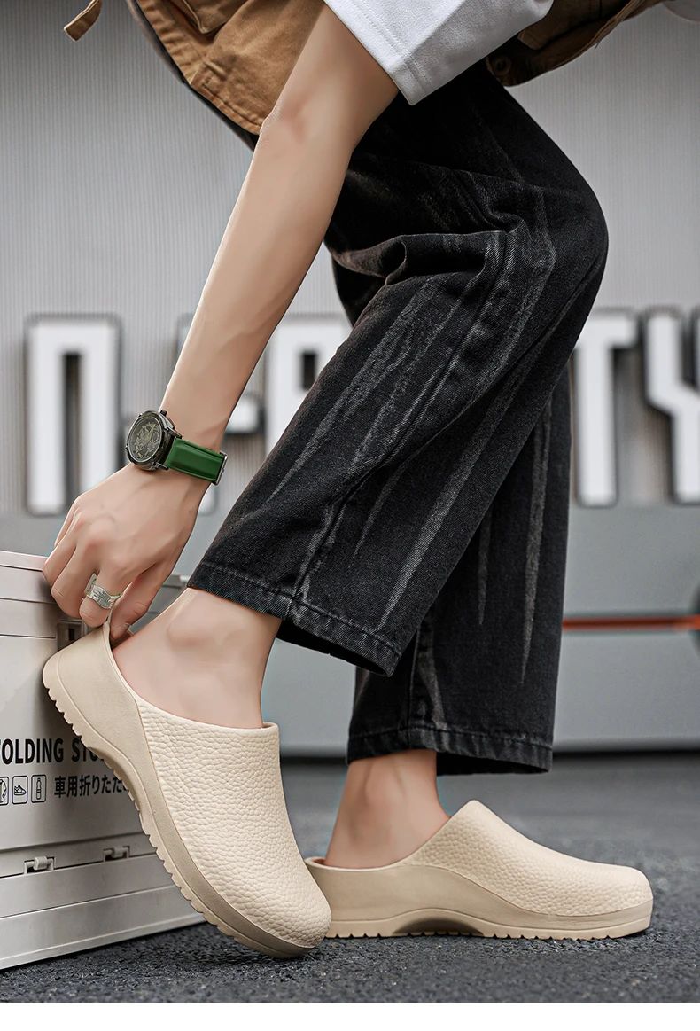 Kitchen Non-slip Oil-resistant Chef‘s Shoes Men's Waterproof Casual Flat Shoes Women's Slippers Couple Plus Size EVA Shoes