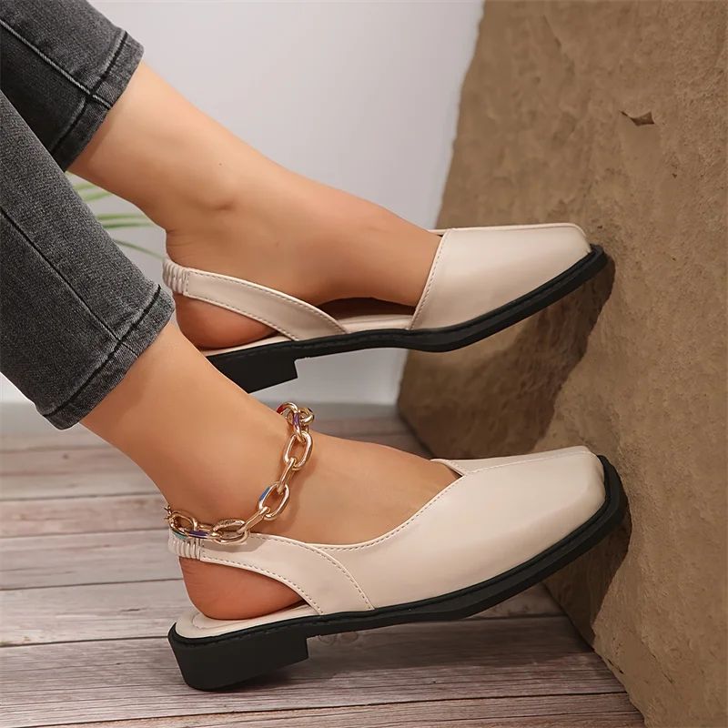 Leather Toe Cap Sandals for Women 2024 New Flat Bottomed Square Toe Single Shoes, Retro Exterior Wear, Anti Slip Beach Slippers