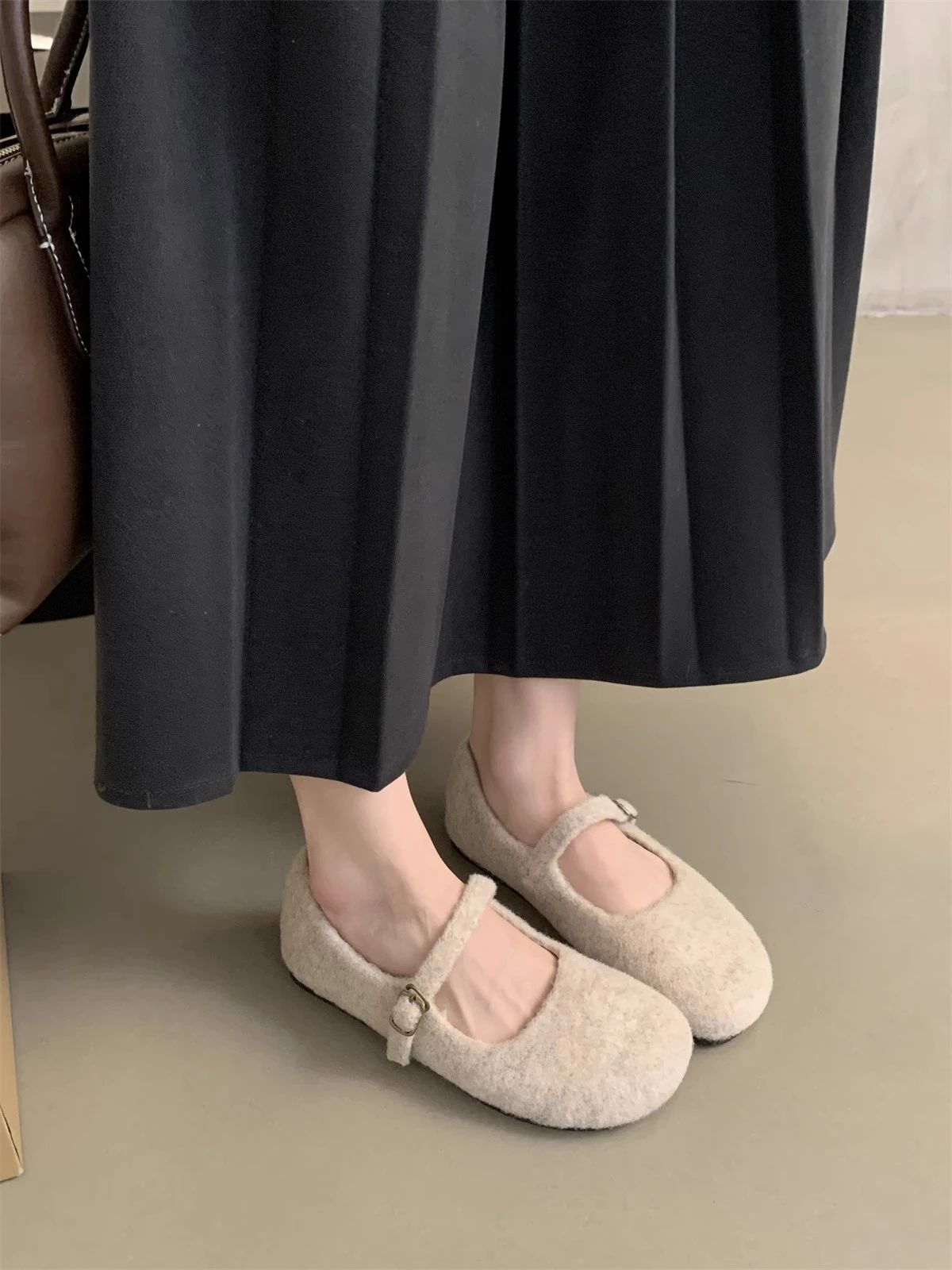 Fashion Square Toe Fleece Flet Ballet Flats Woman Winter Warm Wool Mary Jane Shoes Ladies Brand Design Elegant Plush Loafers