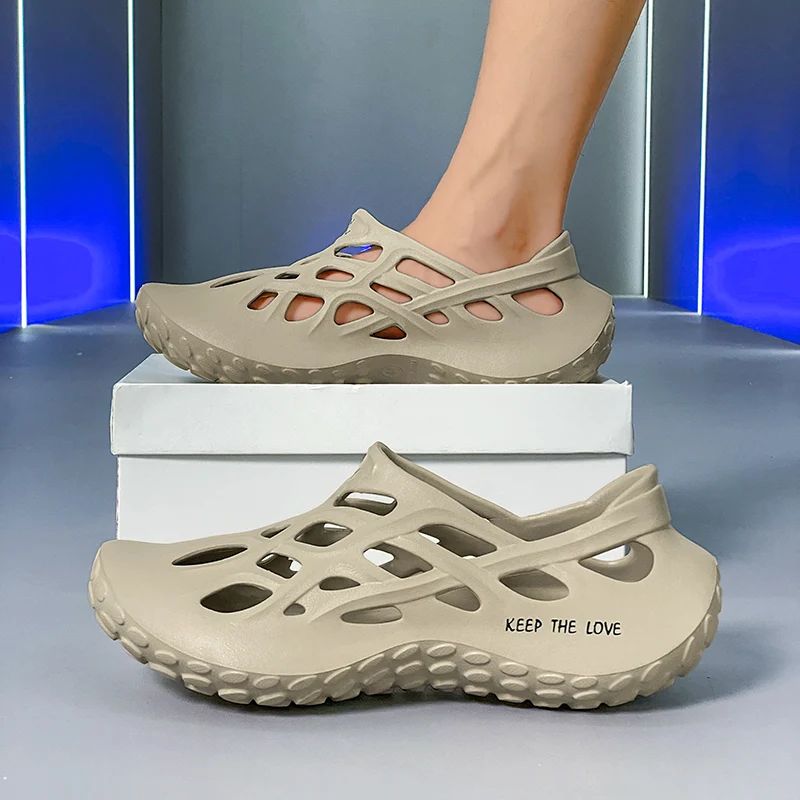 Summer Men Sandals Light EVA Men's Casual Shoes Hole Shoes Clogs Lovers Home Garden Outdoor Male Beach Flat Slippers Big Size