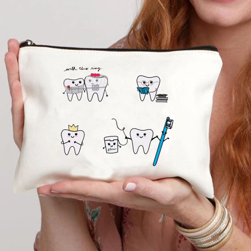 2024 Cute Teeth Cartoon White Zipper Makeup Bag Dental Clinic Storage Bag Women's Single Party Minimalist Decorative Handbag