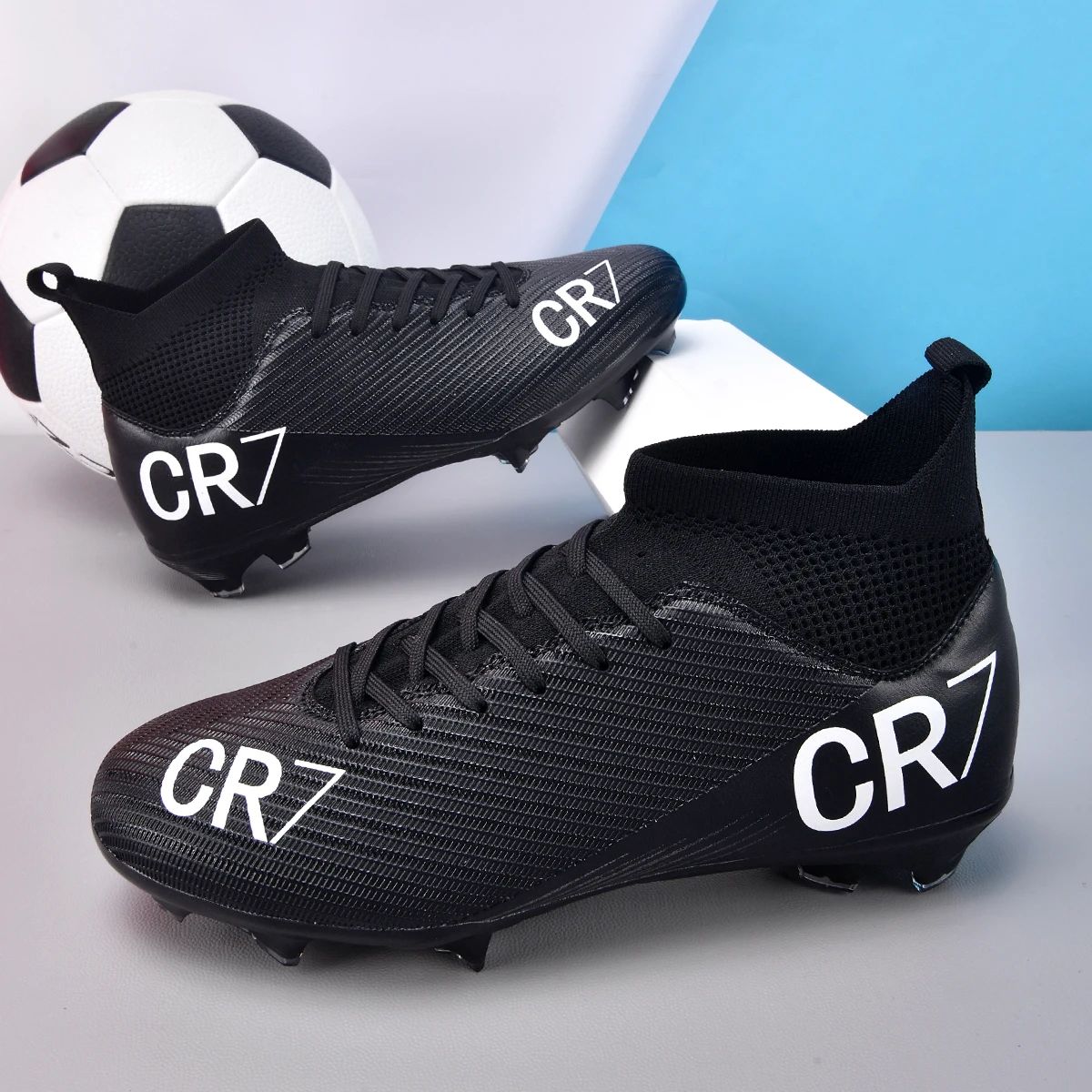 Soccer Shoes Society Cleats Men Sneaker Professional Football Shoes Top Quality Professional Football Field Boots Fast Training