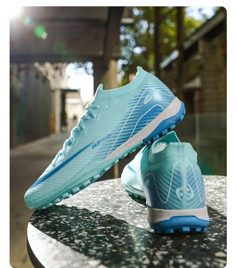 New Men Society Soccer Shoes Cleats Studded Indoor Football Field Boots Professional Training Football Shoes High Quality Match