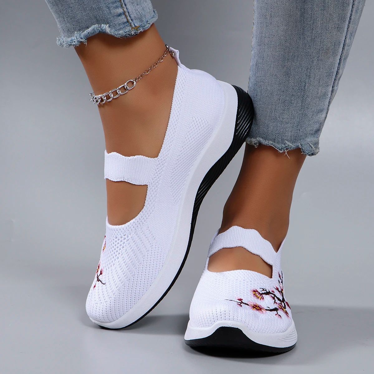 Women's Summer Casual Sneakers - Breathable Mesh Flats for All-Day Comfort