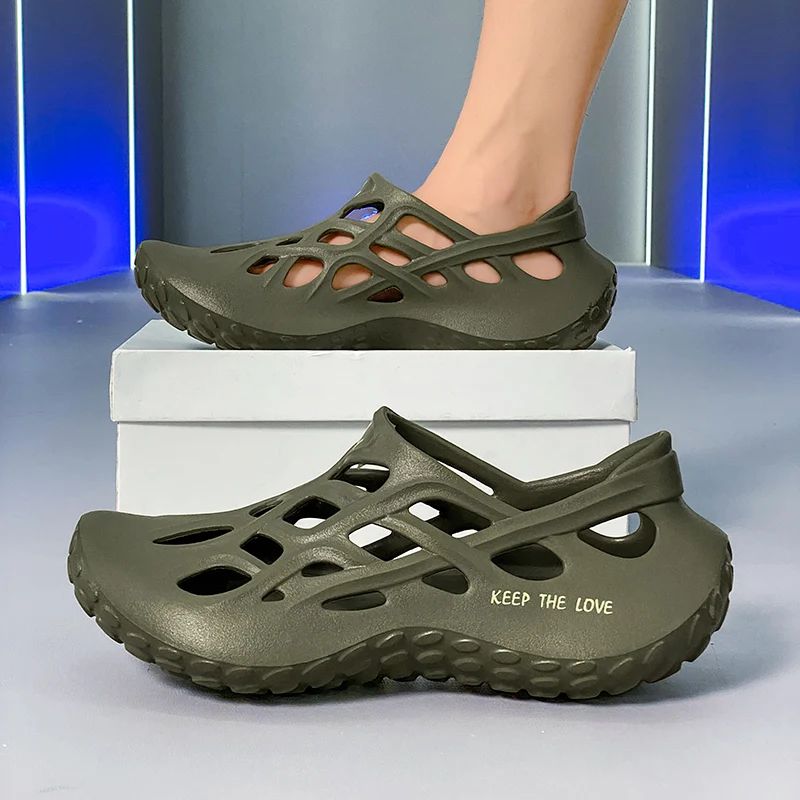 Summer Men Sandals Light EVA Men's Casual Shoes Hole Shoes Clogs Lovers Home Garden Outdoor Male Beach Flat Slippers Big Size